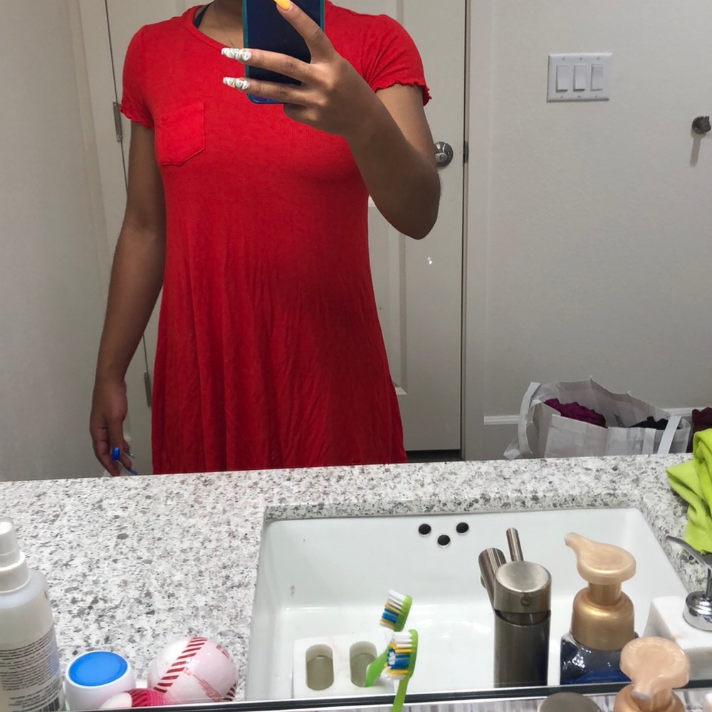 Dress - Picture 2 of 2